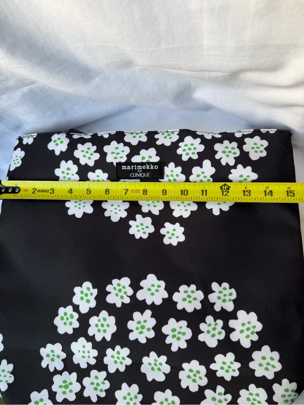 Marimekko Black Tote with White and Green Floral Print - Picture 7 of 7